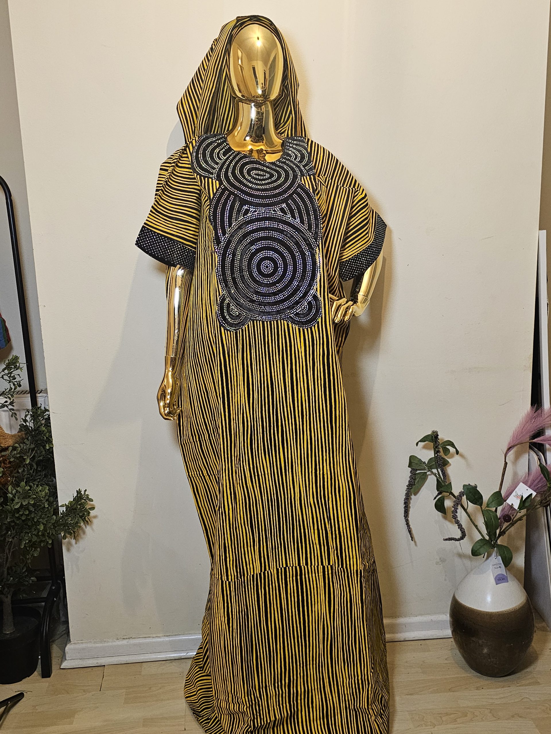 SEGI GOWN